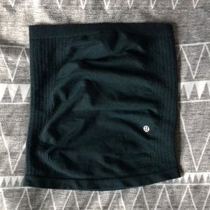 Lululemon neck warmer